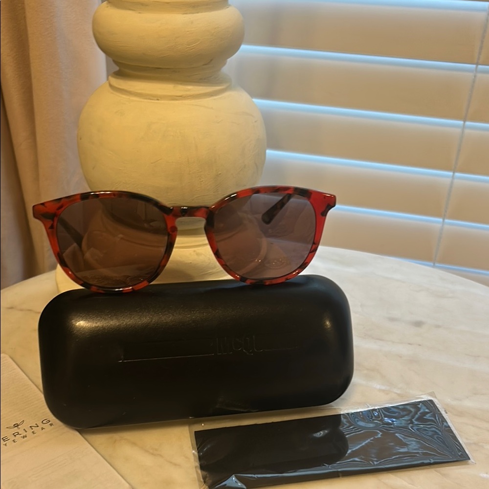McQueen -Red Tortoise Shell Sunglasses new single with Case